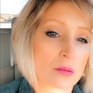 Meet your Posher, Jeannie